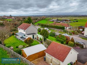 Side/Rear View- click for photo gallery